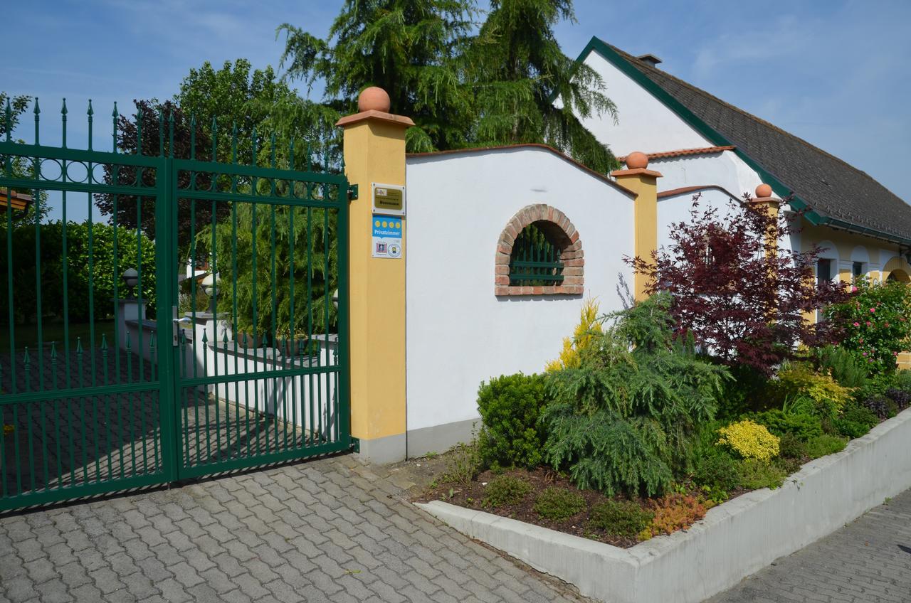 Ferienwohnung Herrmann Pottenhofen Экстерьер фото